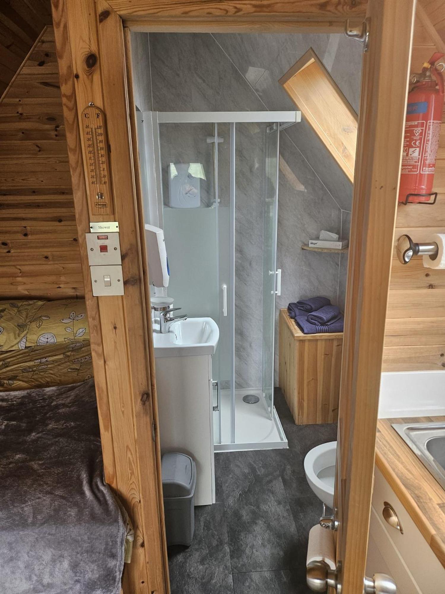North Uist Lodges Tigharry 객실 사진